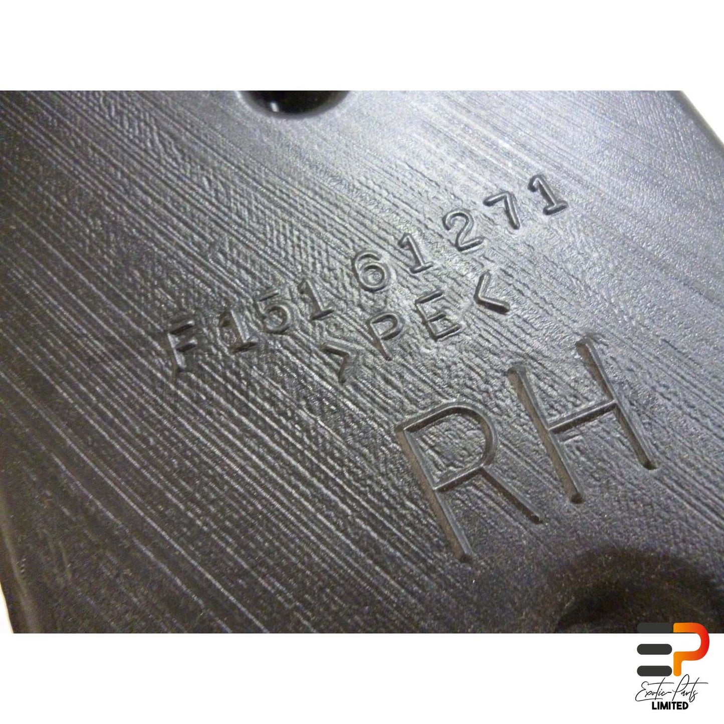 Mazda RX-8 SE 170 KW Air Channel F151-61-271 picture 3