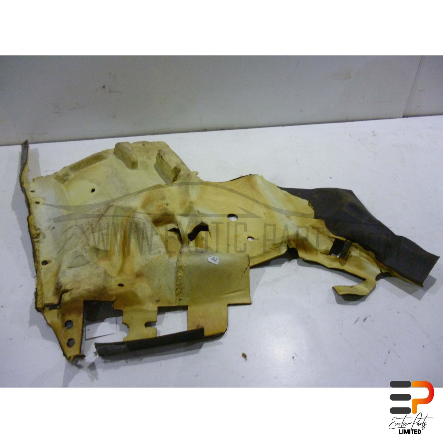 Audi S8 4.2 Quattro Isulator 4D1863502E picture 3