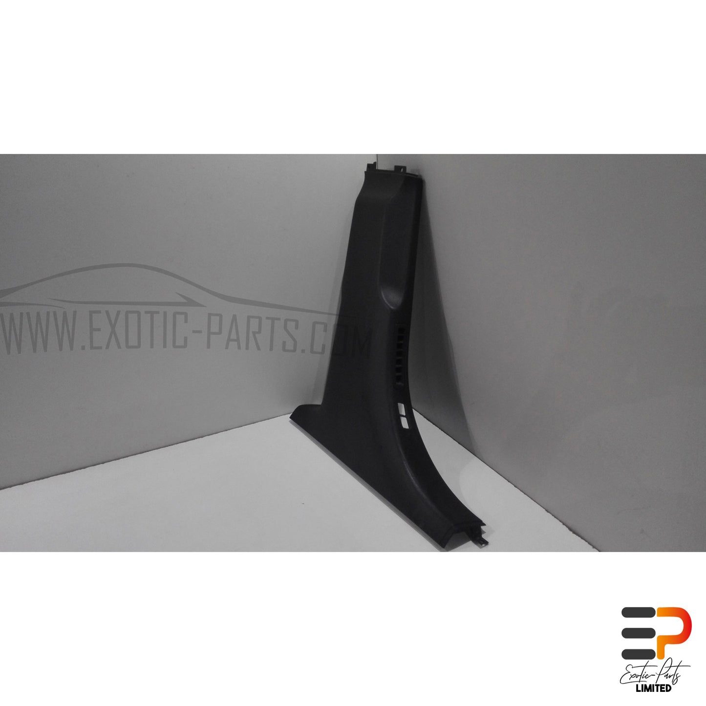 Audi S8 4.2 Quattro Trim B-Pillar 4D1867243BA 6PS Left picture 3