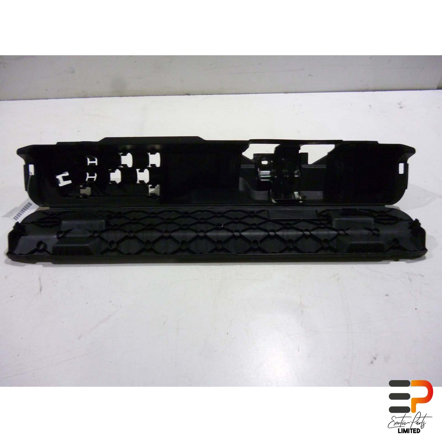 Mazda RX-8 SE 170 KW Loading Floor F151-69-671 picture 4