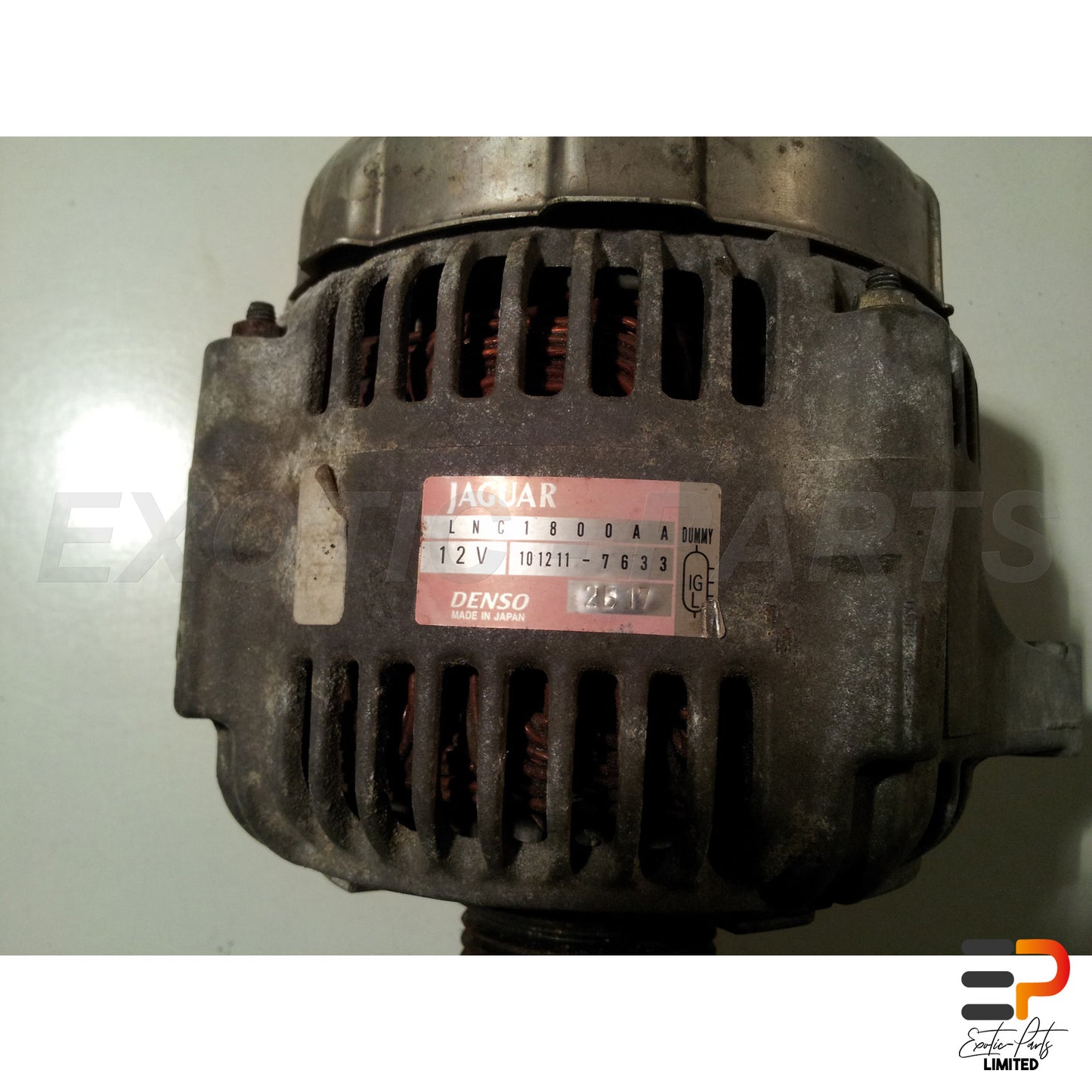 Jaguar XK8 Cabrio Alternator LNC1800AA picture 4