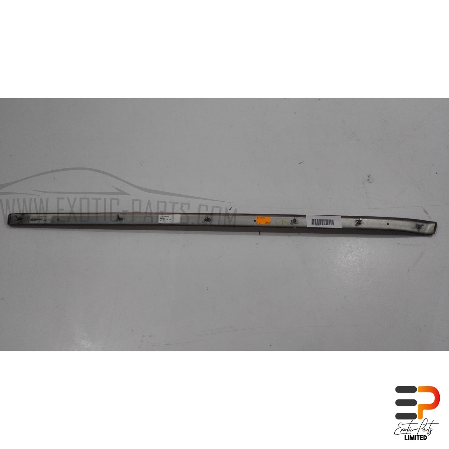 Audi S8 4.2 Quattro Cover 4D0867410D Front Right picture 4