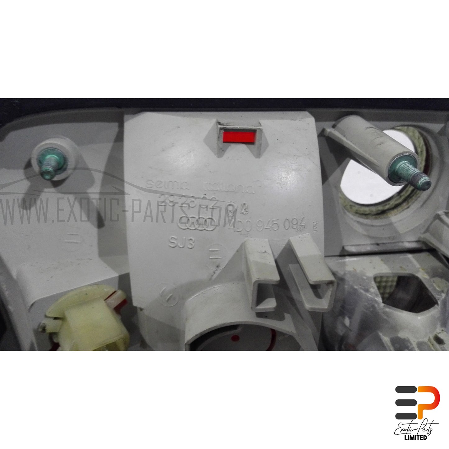 Audi S8 4.2 Quattro Rear Light 4D0945094E Rear Right picture 4