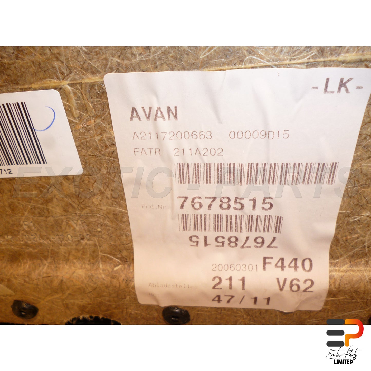 Mercedes Benz E320 T CDI Avantgarde W211 Door Panel Cover A2117207463 Front Right picture 4