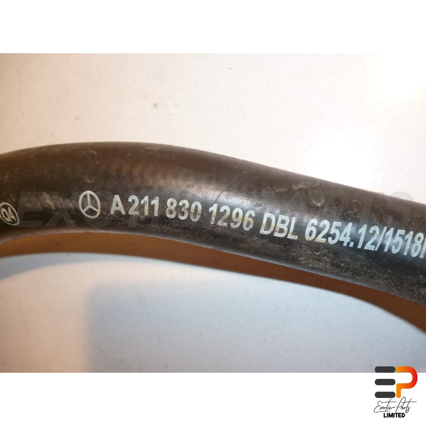 Mercedes Benz E320 T CDI Avantgarde W211 Heater Hose A2118301296 picture 4