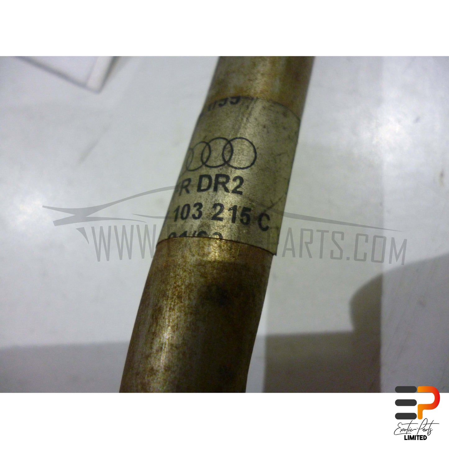 Audi S8 4.2 Quattro Breather Hose 077103215C picture 4