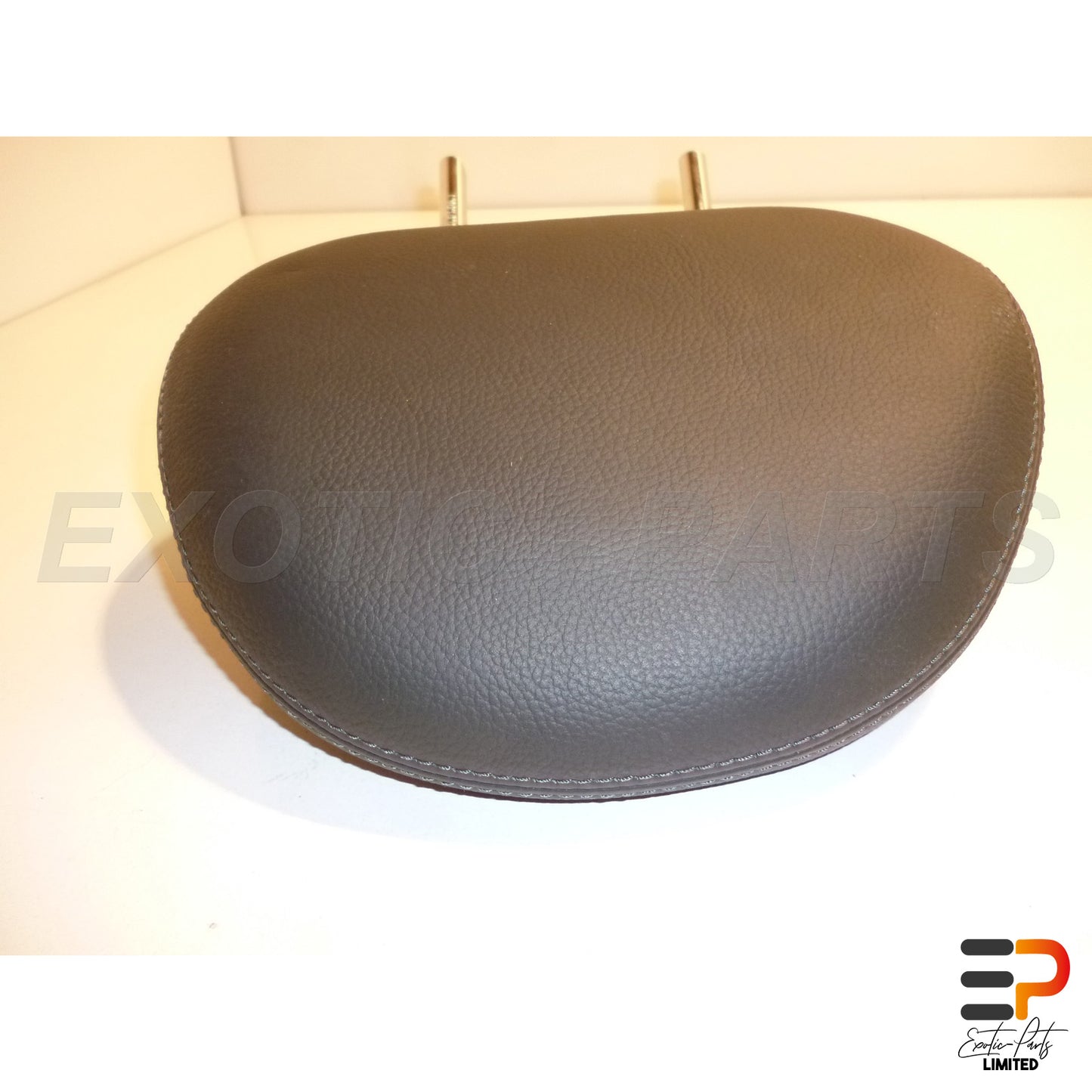 Mercedes Benz E320 T CDI Avantgarde W211 Headrest A2119704280 Front Right picture 3