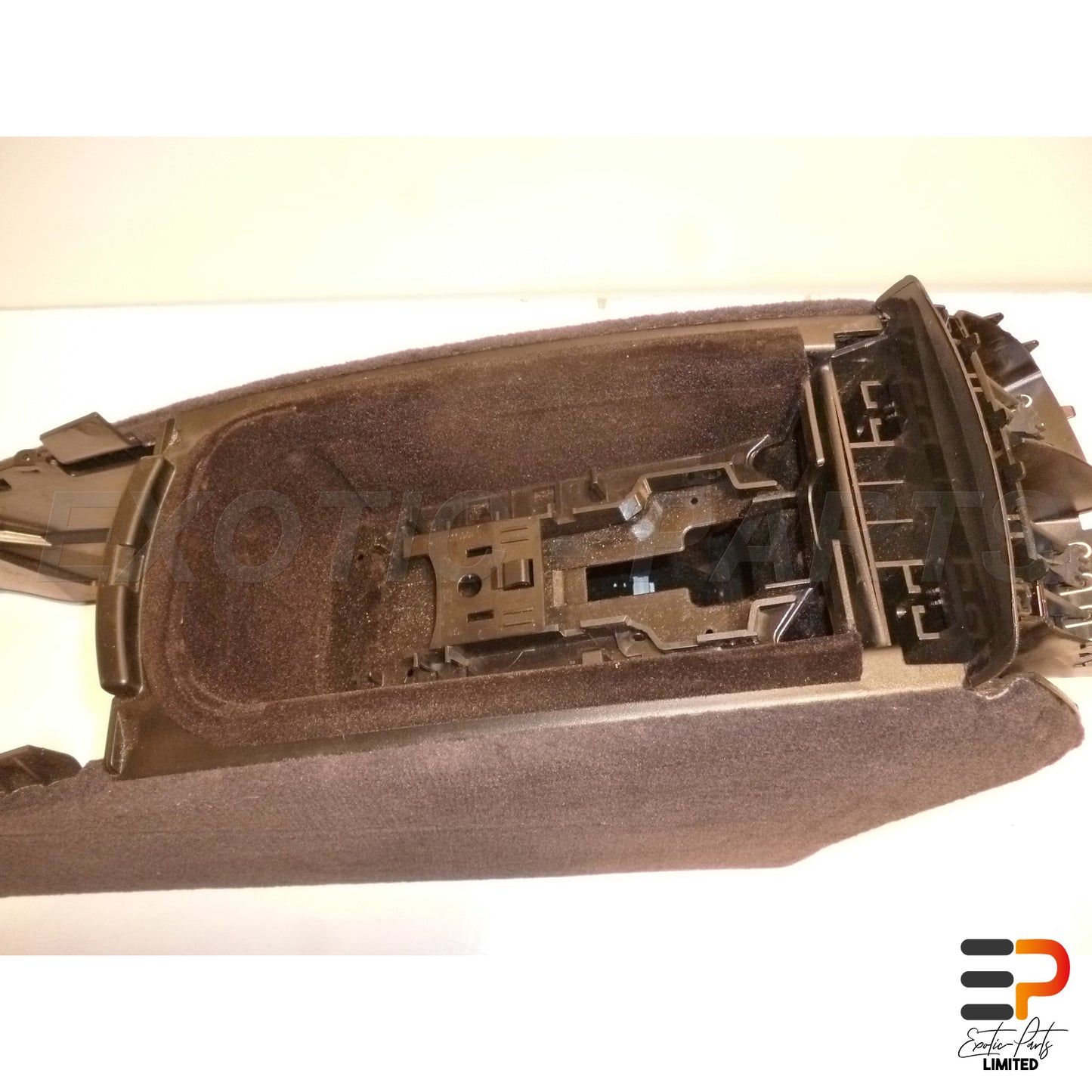 Mercedes Benz E320 T CDI Avantgarde W211 Center Console A2116802250 picture 3