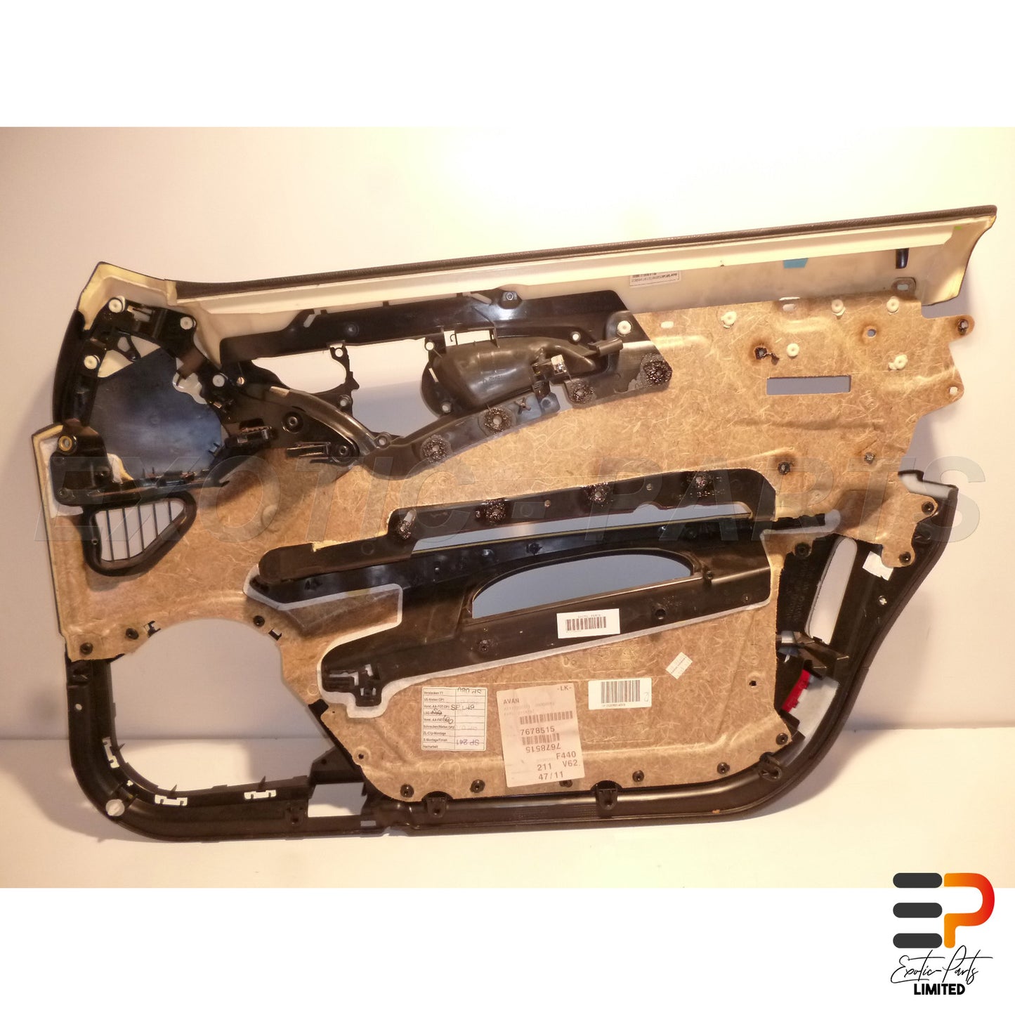 Mercedes Benz E320 T CDI Avantgarde W211 Door Panel Cover A2117207363 Front Left picture 4