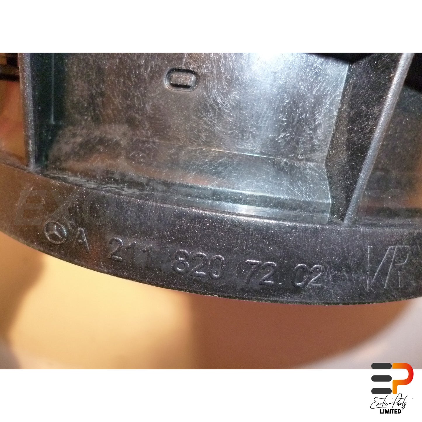 Mercedes Benz E320 T CDI Avantgarde W211 Loudspeaker A2118207202 Front Right picture 3