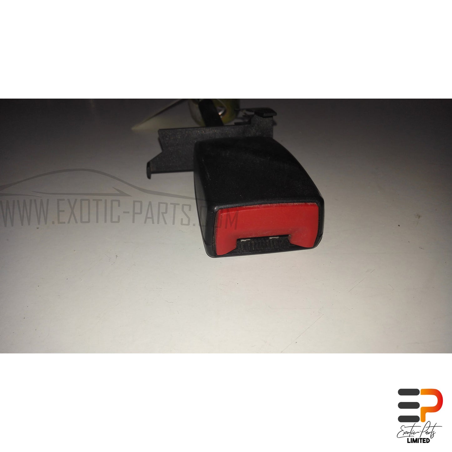 Audi S8 4.2 Quattro Belt Buckle 4D0857740M 01C Rear Right picture 4