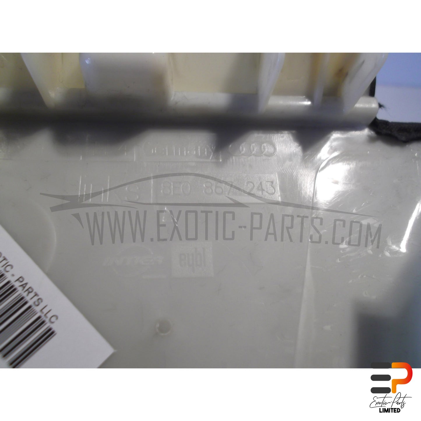 Audi RS4 Avant Trim B-Pillar 8E0867243 24P Left picture 4