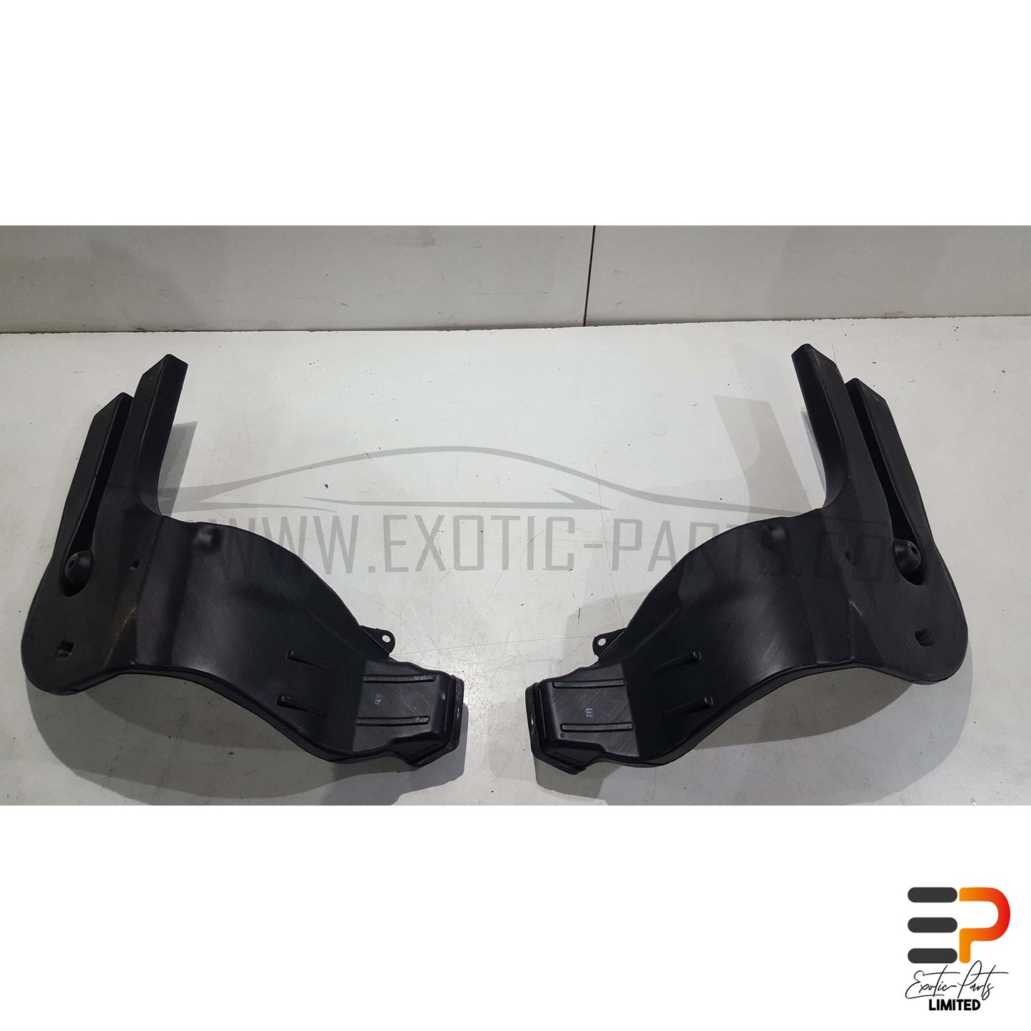 BMW E63 M6 S85 Coupe Air Channel 51.47-7008956 picture 4
