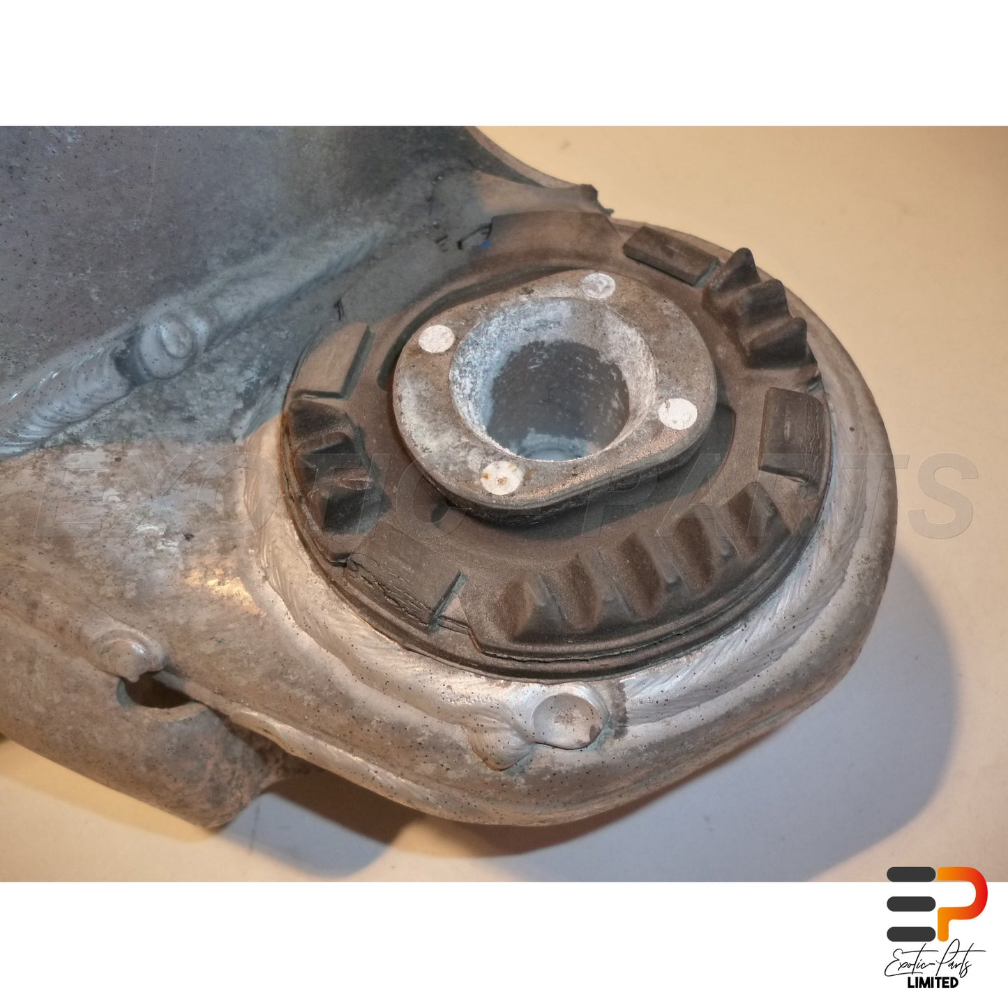 Mercedes Benz E320 T CDI Avantgarde W211 Rear Axle Carrier picture 3