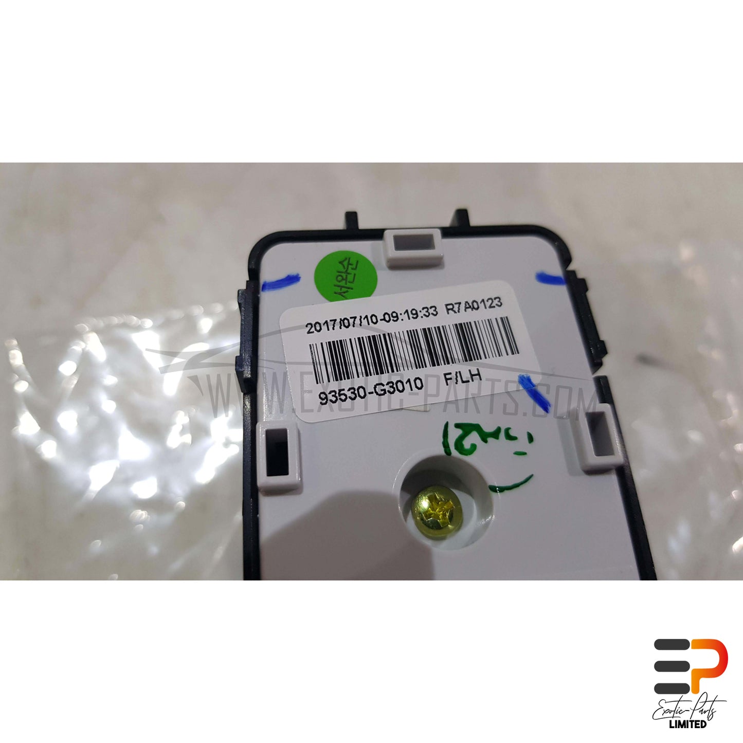 Hyundai I30 PDE CW 1.4 T-GDI Mirror Switch 93530-G3010 picture 4