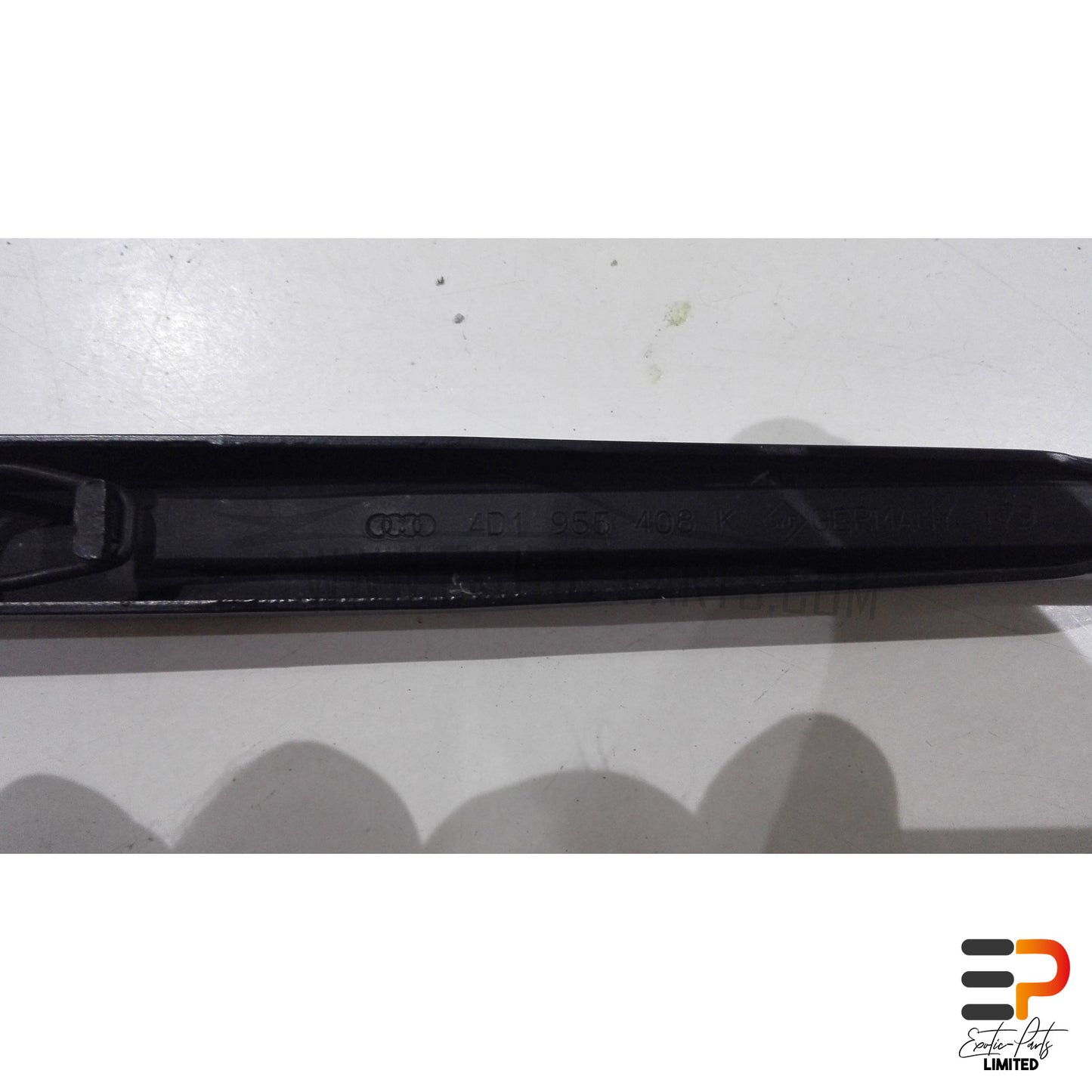 Audi S8 4.2 Quattro Windscreen Wiper 4D1955408K Right picture 4