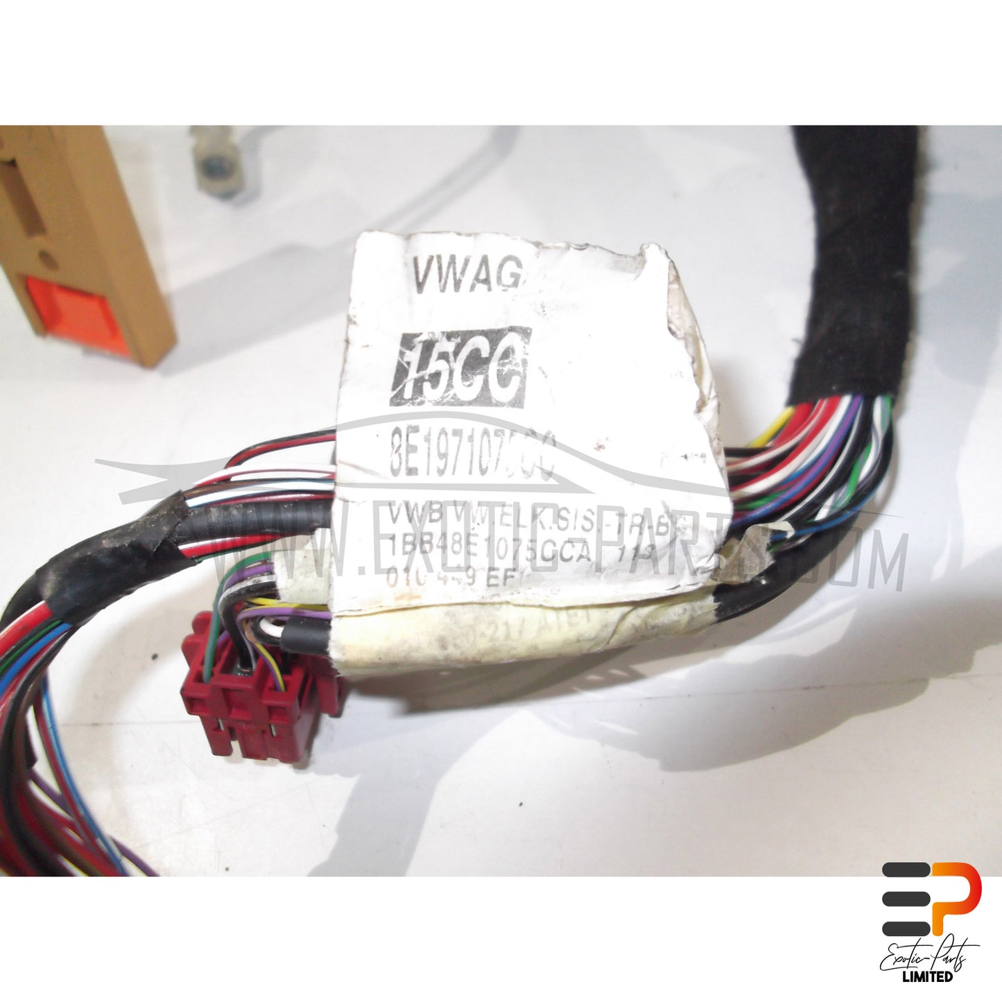Audi RS4 Avant Engine Bay Cable Harness 8E1971075CC picture 4