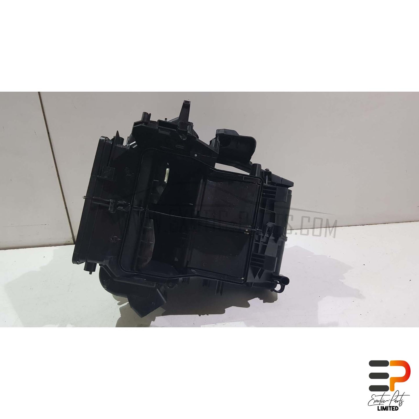 VW Golf VI Mk6 Plus 1.4 TSI DSG Housing Heater 5M1820003CE picture 5