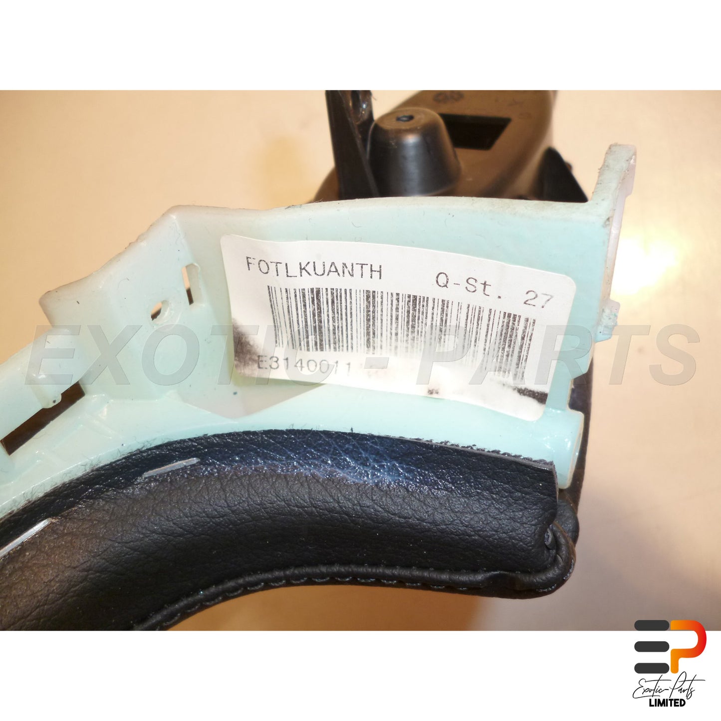 Mercedes Benz E320 T CDI Avantgarde W211 Door Panel Armrest A2117300328 Front Left picture 5