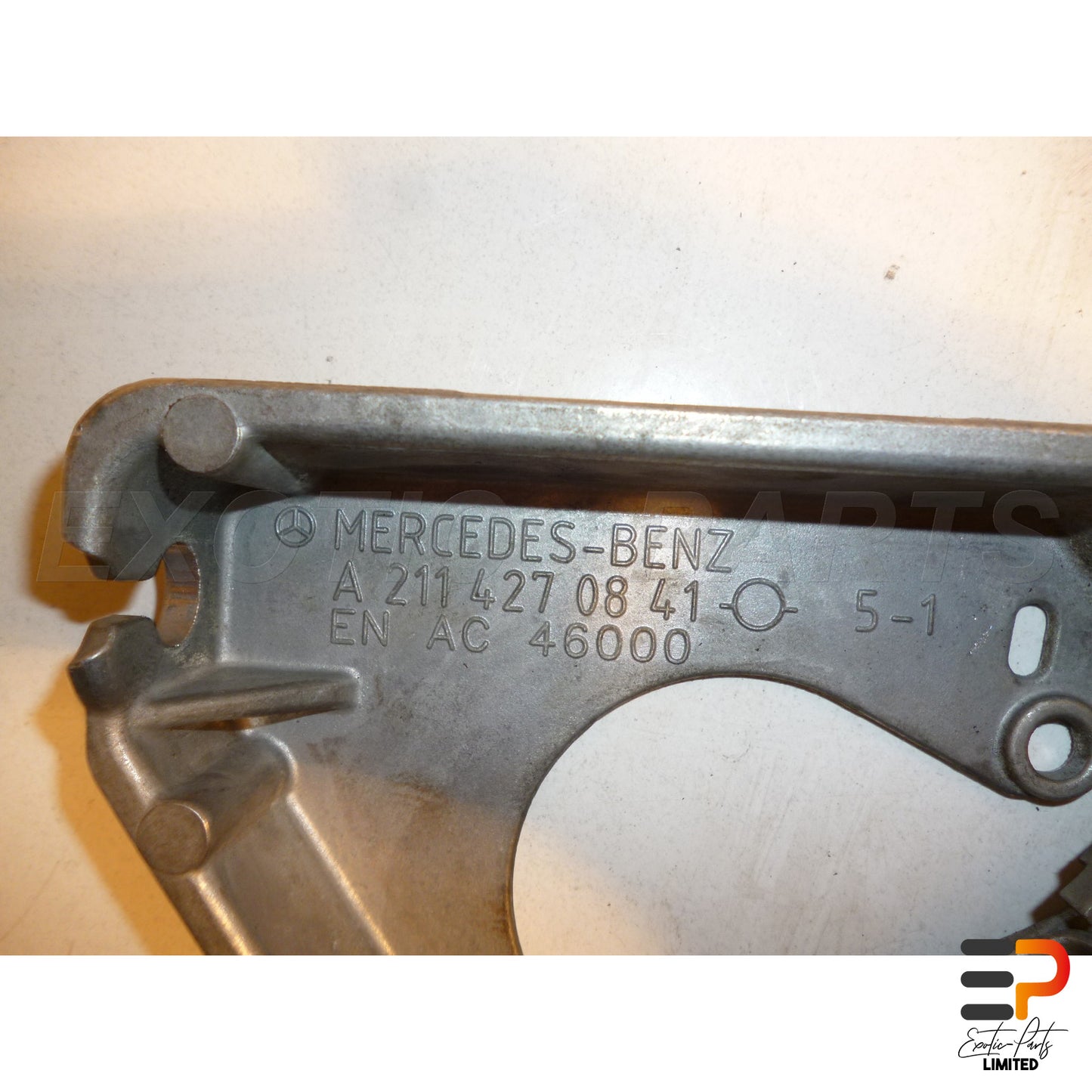 Mercedes Benz E320 T CDI Avantgarde W211 Adjuster Parking Brake A2114200638 picture 4