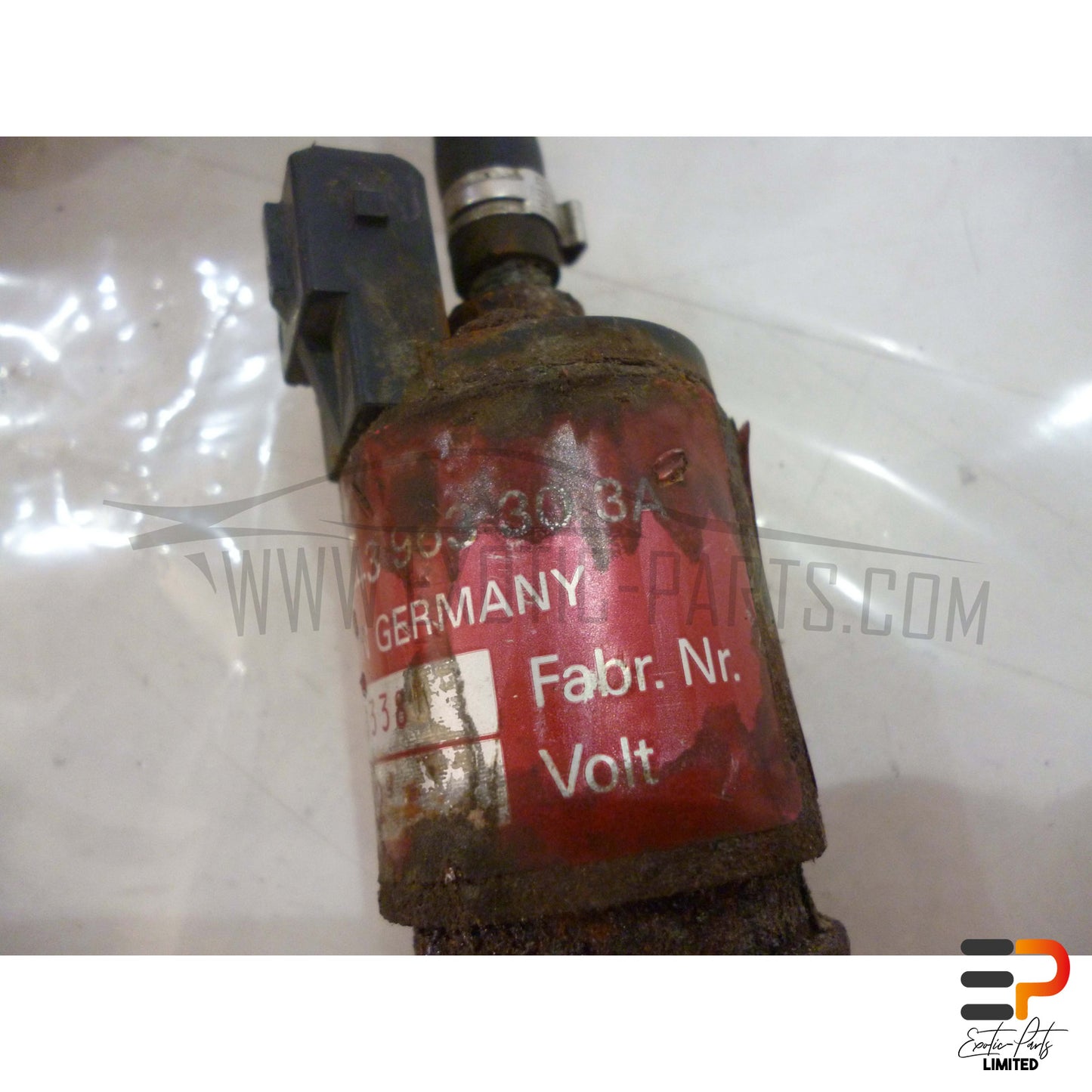 Audi S8 4.2 Quattro Feed Pump 443963303A picture 5