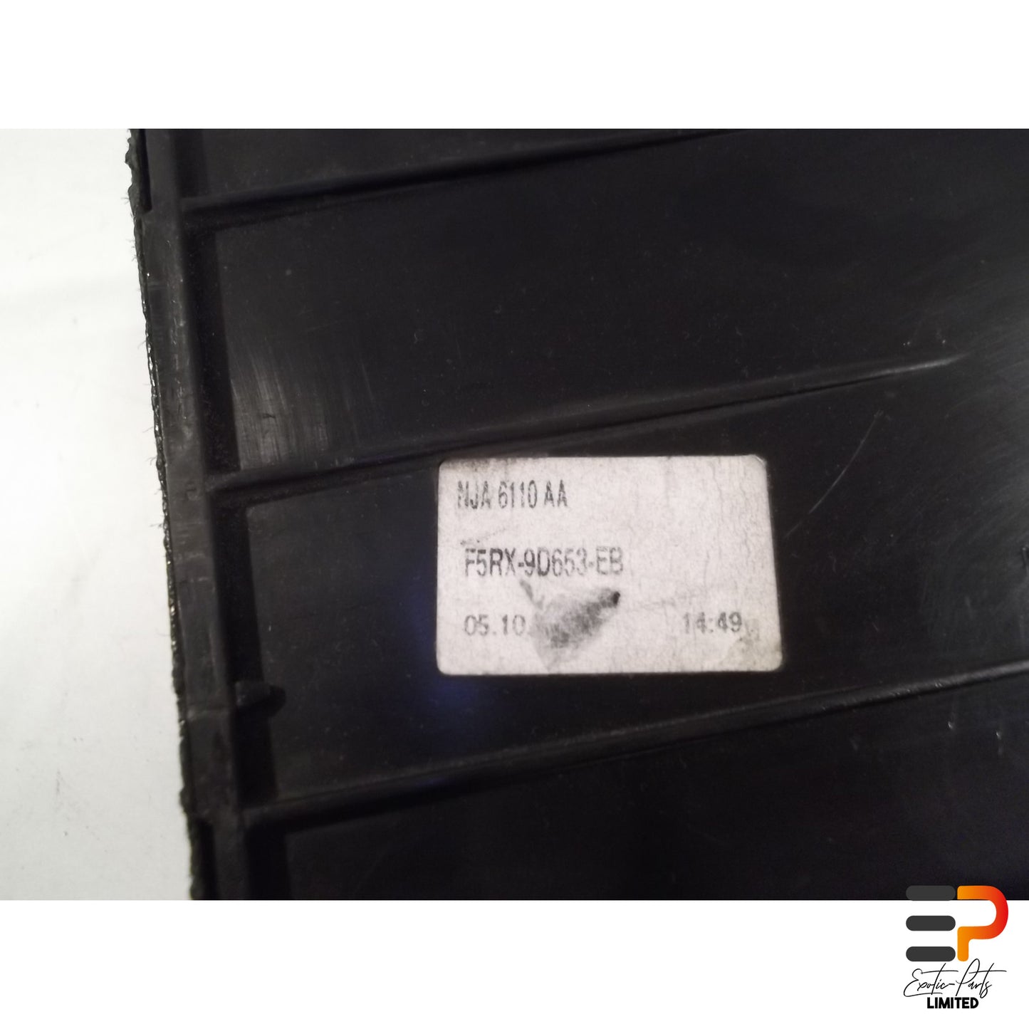 Jaguar XK8 XKR Coupe Charcoal Absorber NJA6110AA picture 5