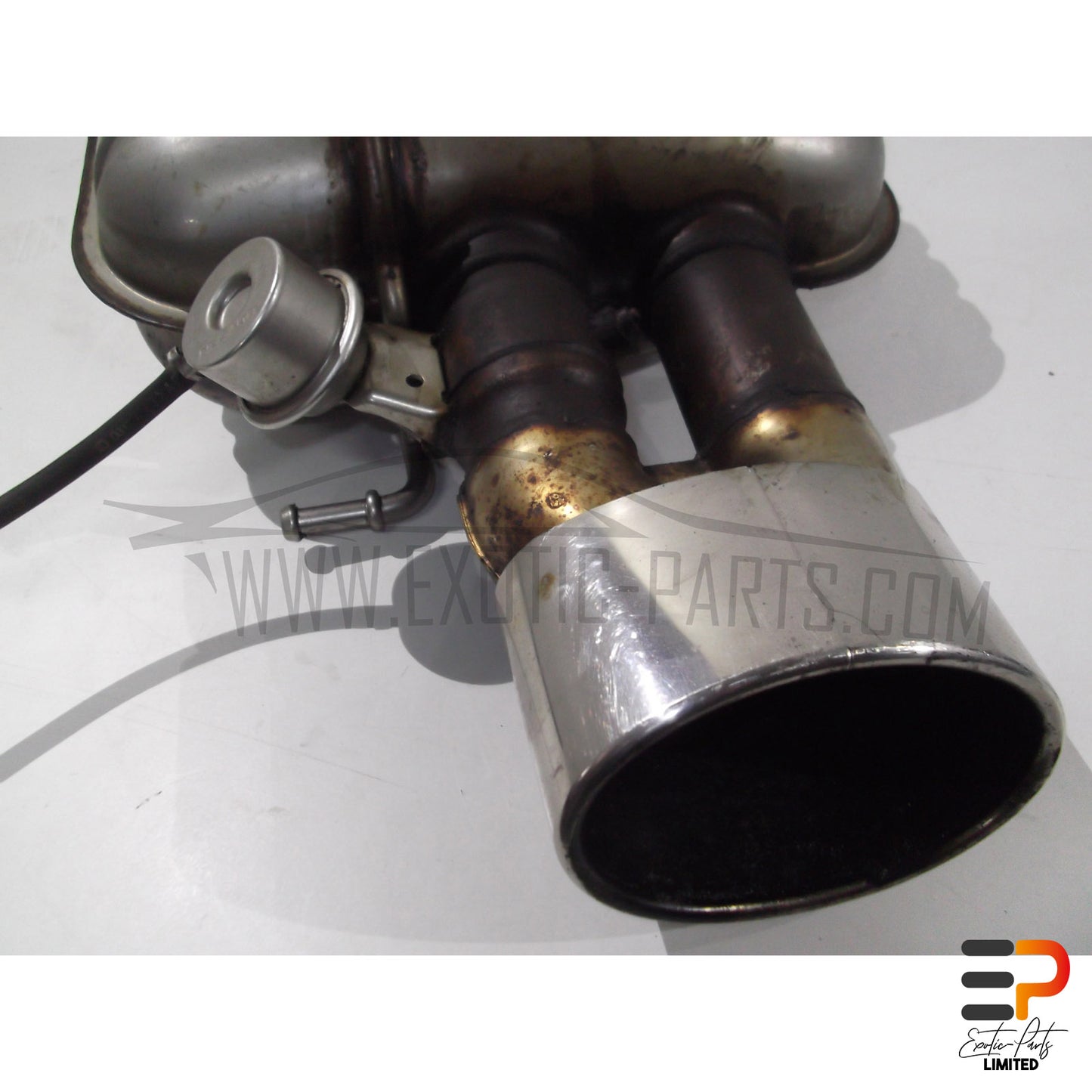 Audi RS4 Avant Exhaust Muffler 8E0253611FL Left picture 5