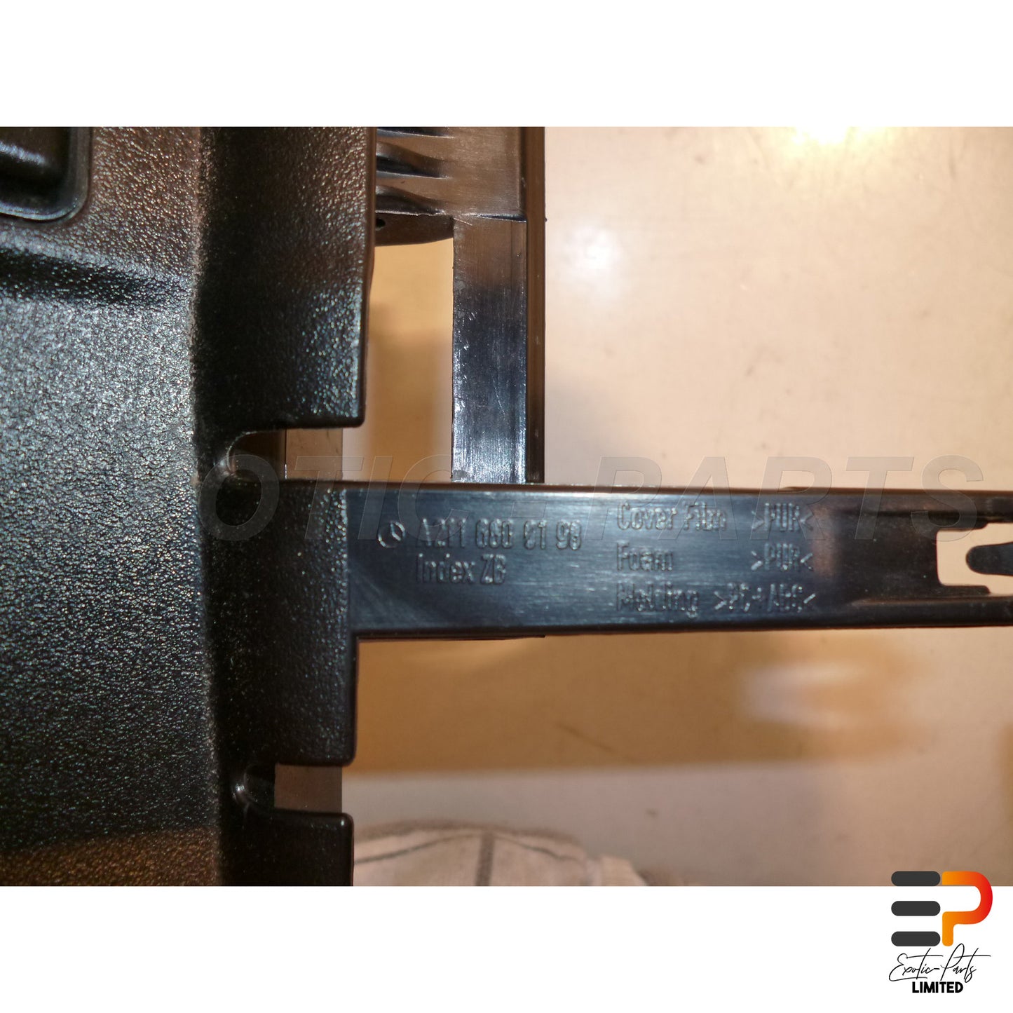 Mercedes Benz E320 T CDI Avantgarde W211 Glovebox Lid A2116800198 picture 4