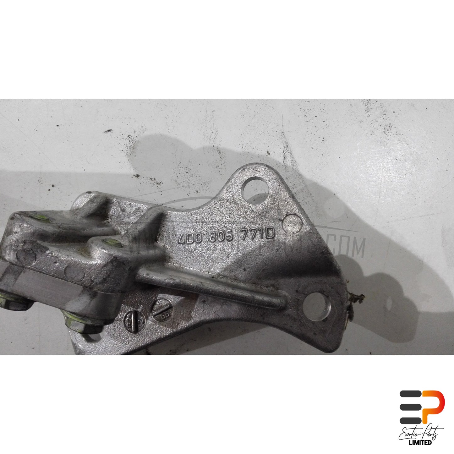 Audi S8 4.2 Quattro Brace 4D0805645E picture 5