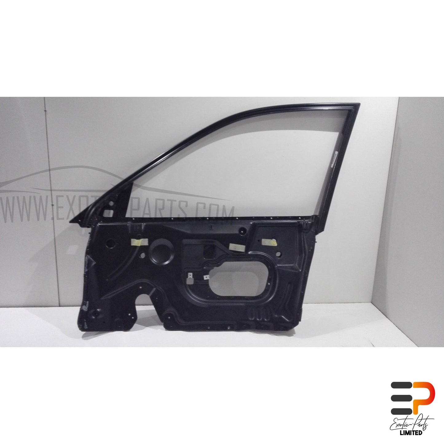 Audi S8 4.2 Quattro Window Frame 4D0837754C Front Right picture 5
