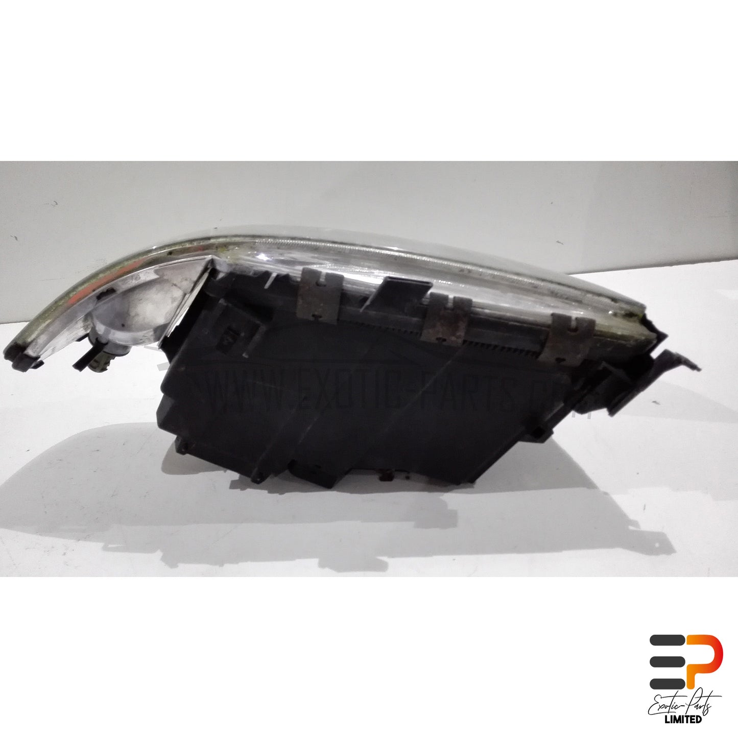 Audi S8 4.2 Quattro Xenon Headlight 4D0941004AK Right picture 5