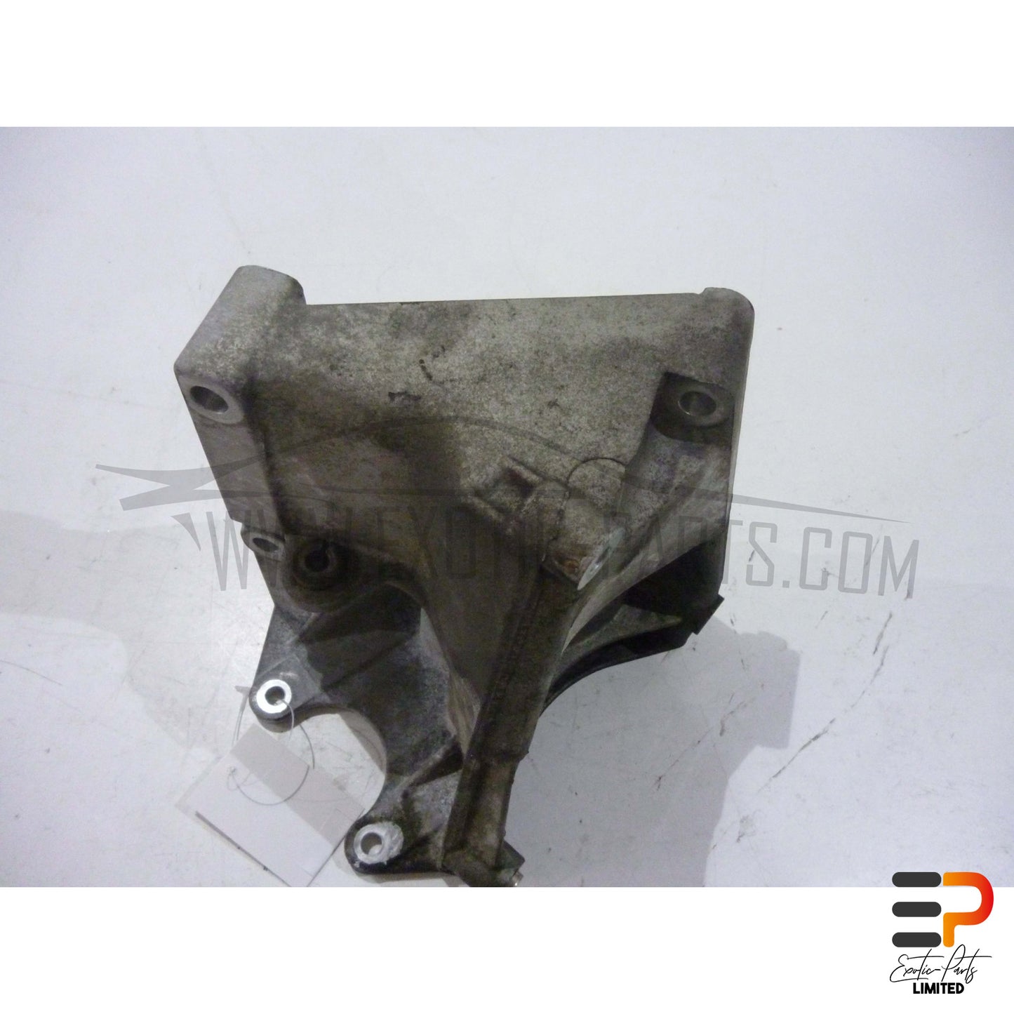 Audi S8 4.2 Quattro Bracket Power Steering Pump 77260885 picture 5