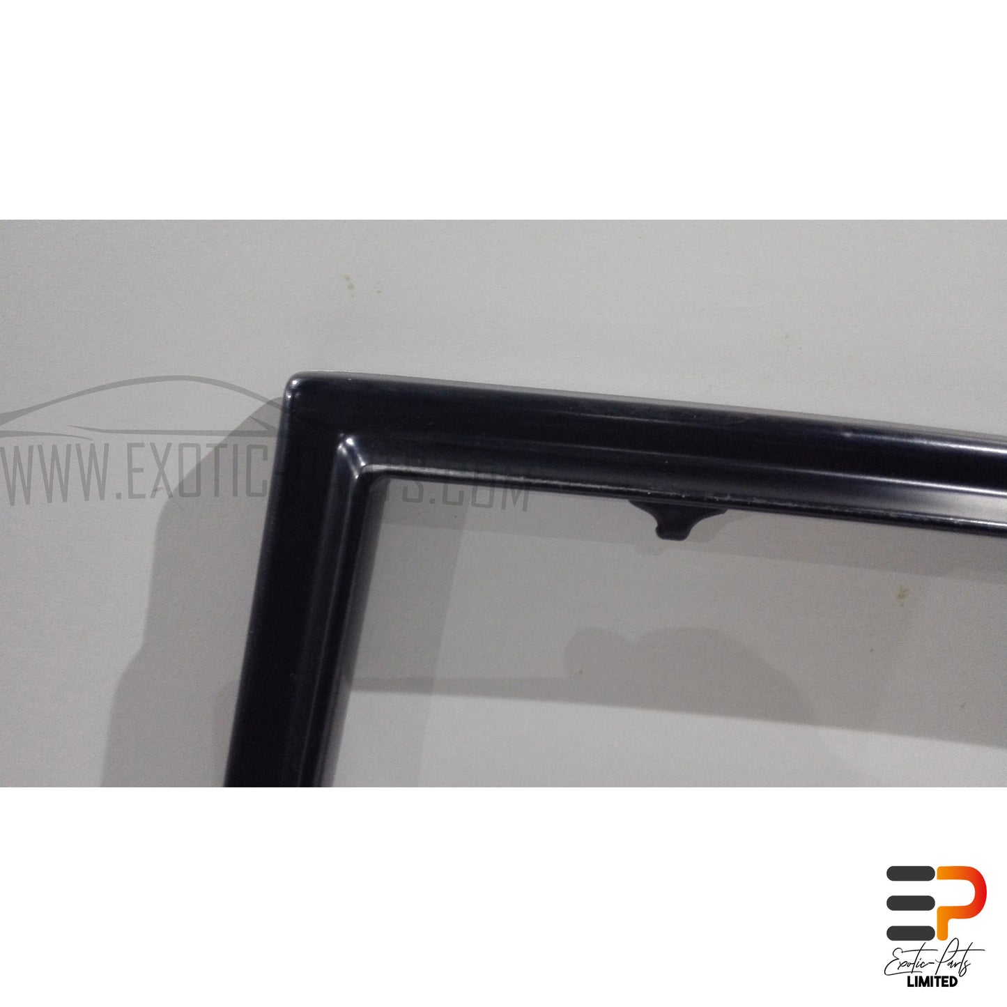 Audi S8 4.2 Quattro Window Frame 4D0839754B Rear Right picture 6