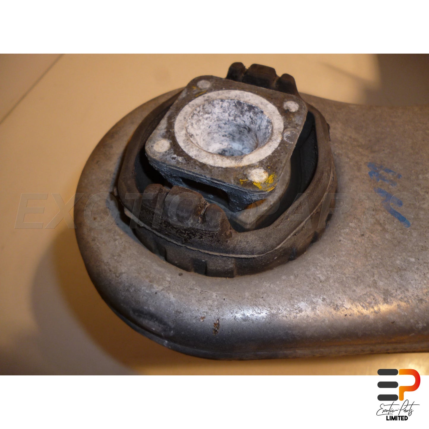 Mercedes Benz E320 T CDI Avantgarde W211 Rear Axle Carrier picture 6