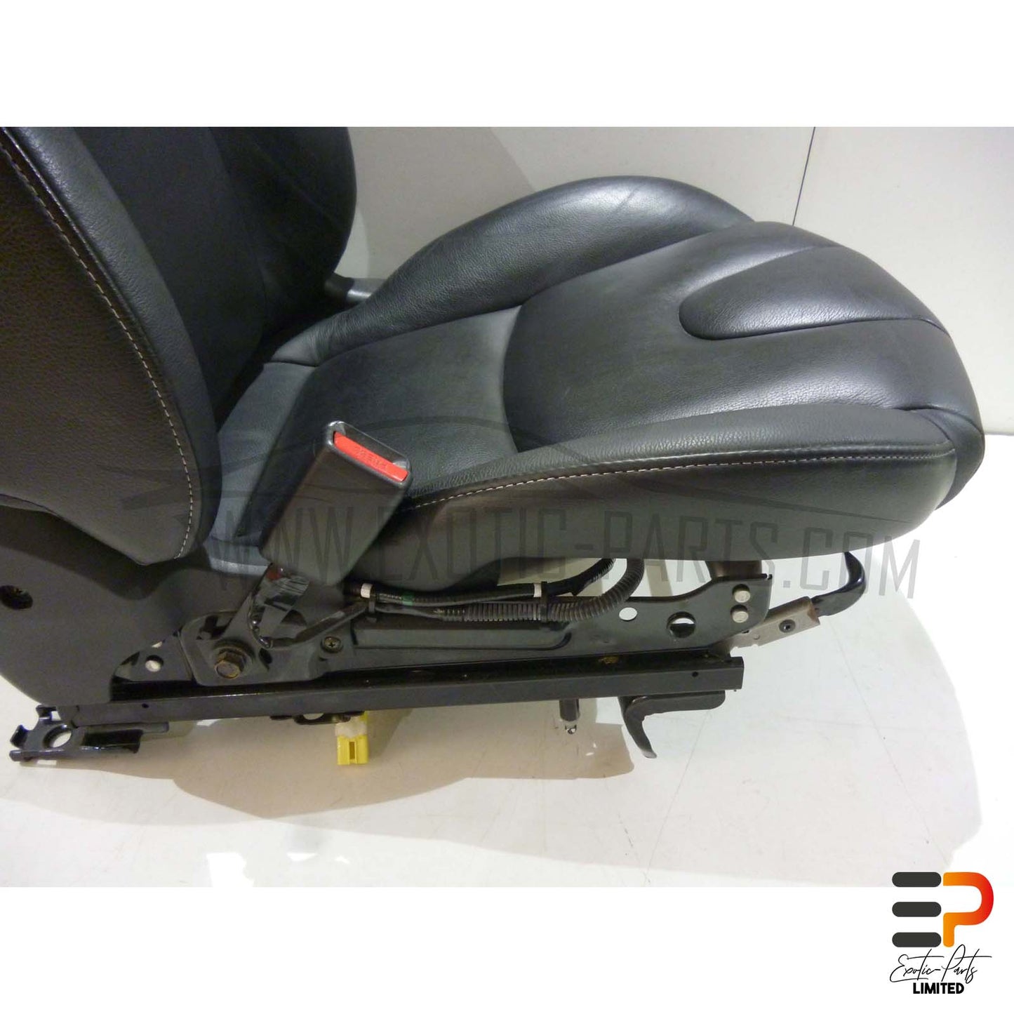 Mazda RX-8 SE 170 KW Seat Leather Black F158-88-180 picture 9