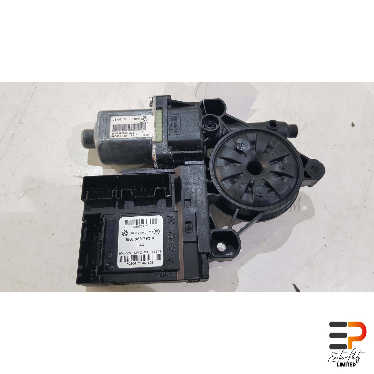 VW Golf VI Mk6 Plus 1.4 TSI DSG Window Motor Front Left 5K0959701G Front Left picture 1