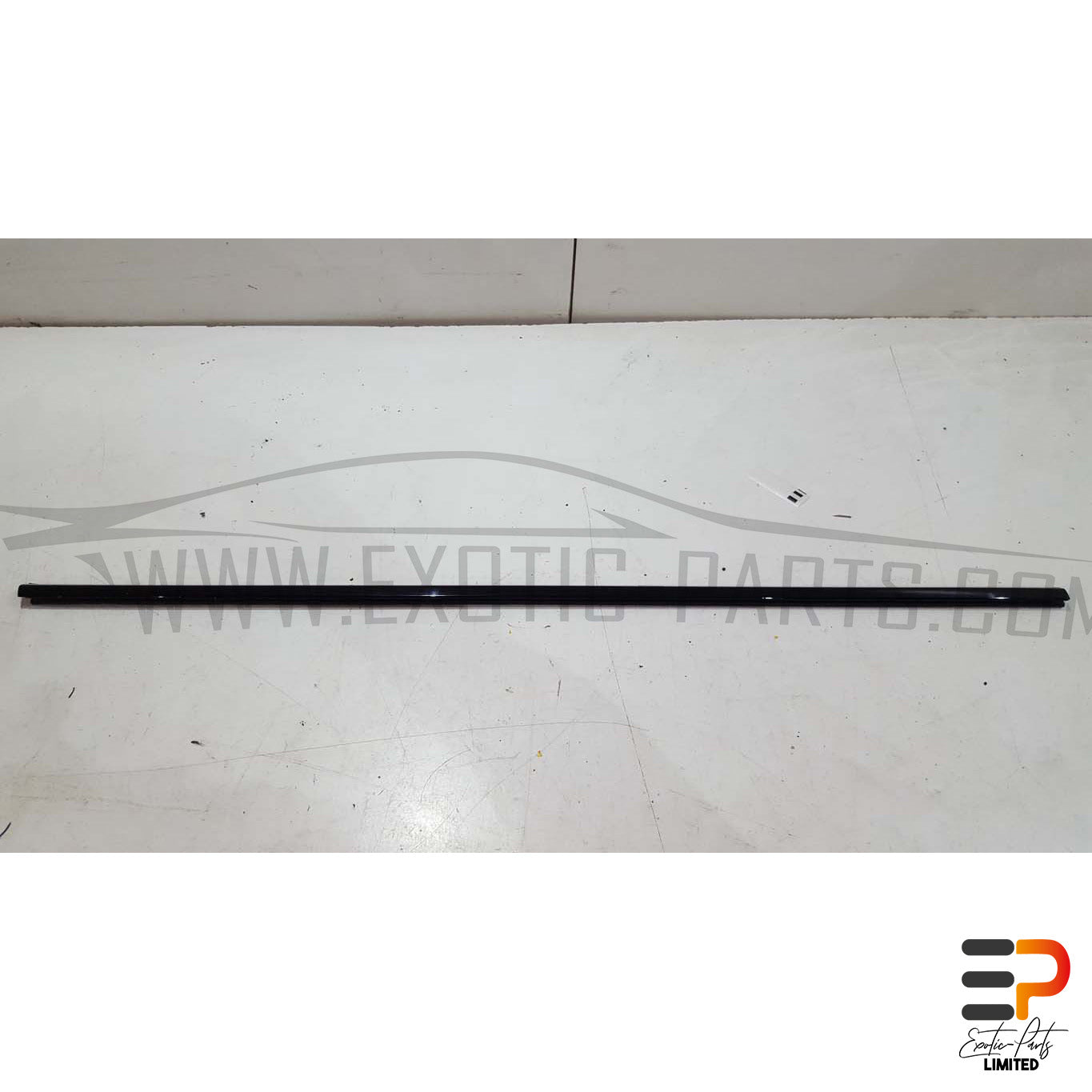 BMW E63 M6 S85 Coupe Ledge Moulding 51.33-7008572 Right picture 1