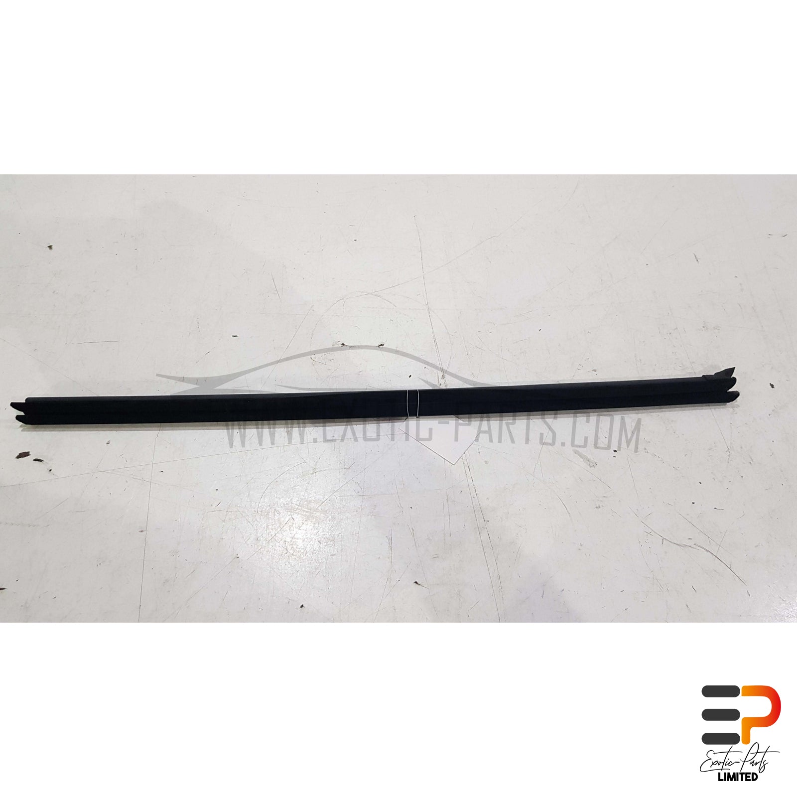 Hyundai I30 PDE CW 1.4 T-GDI Sealing Rail Inside 83241-G3000 Rear Right picture 1