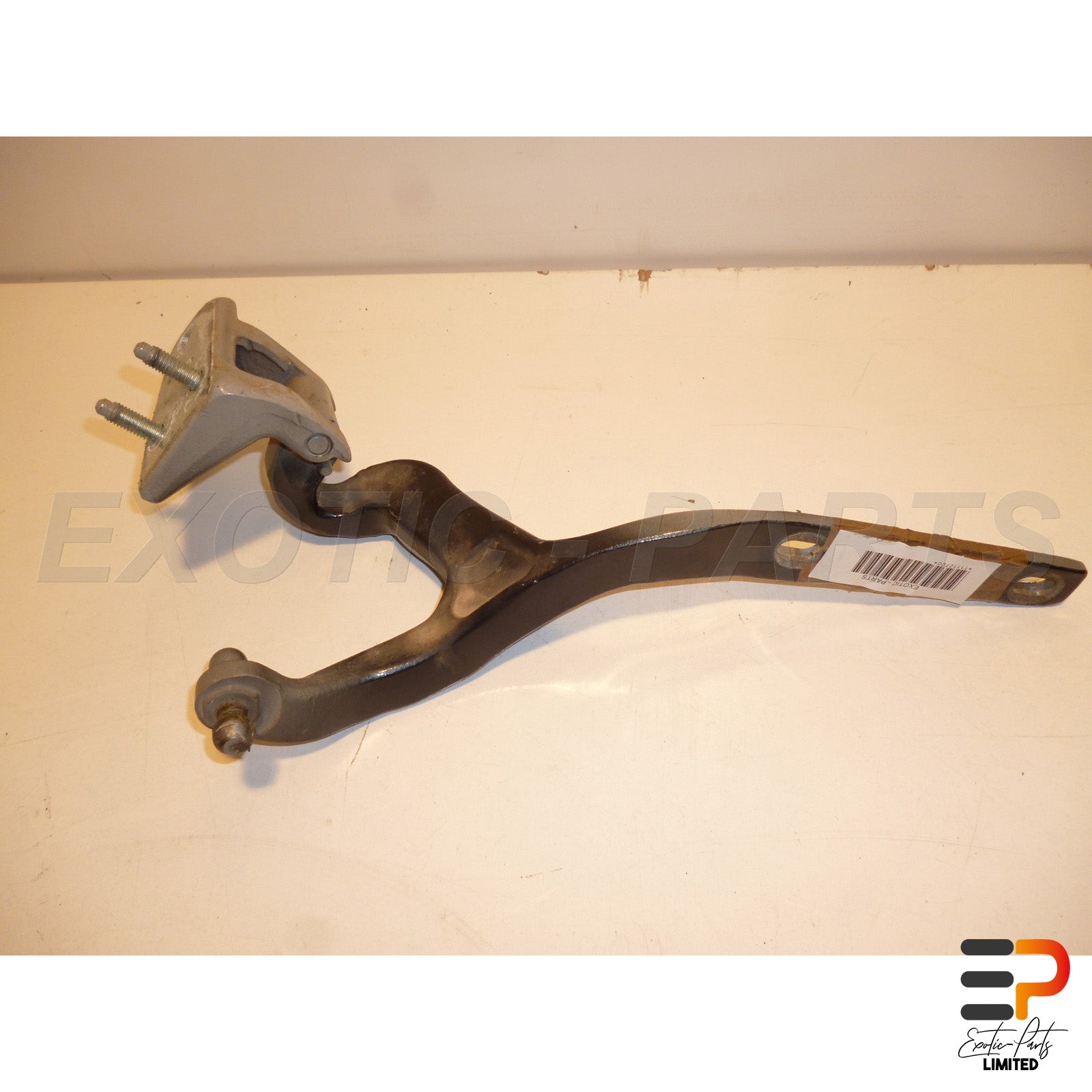 Mercedes Benz E320 T CDI Avantgarde W211 Hinge A2117400137 Left picture 1