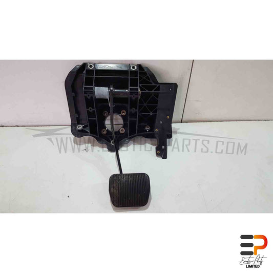 Jaguar XK 5.0 Coupe Brake Pedal 8W83-2450-CF picture 1