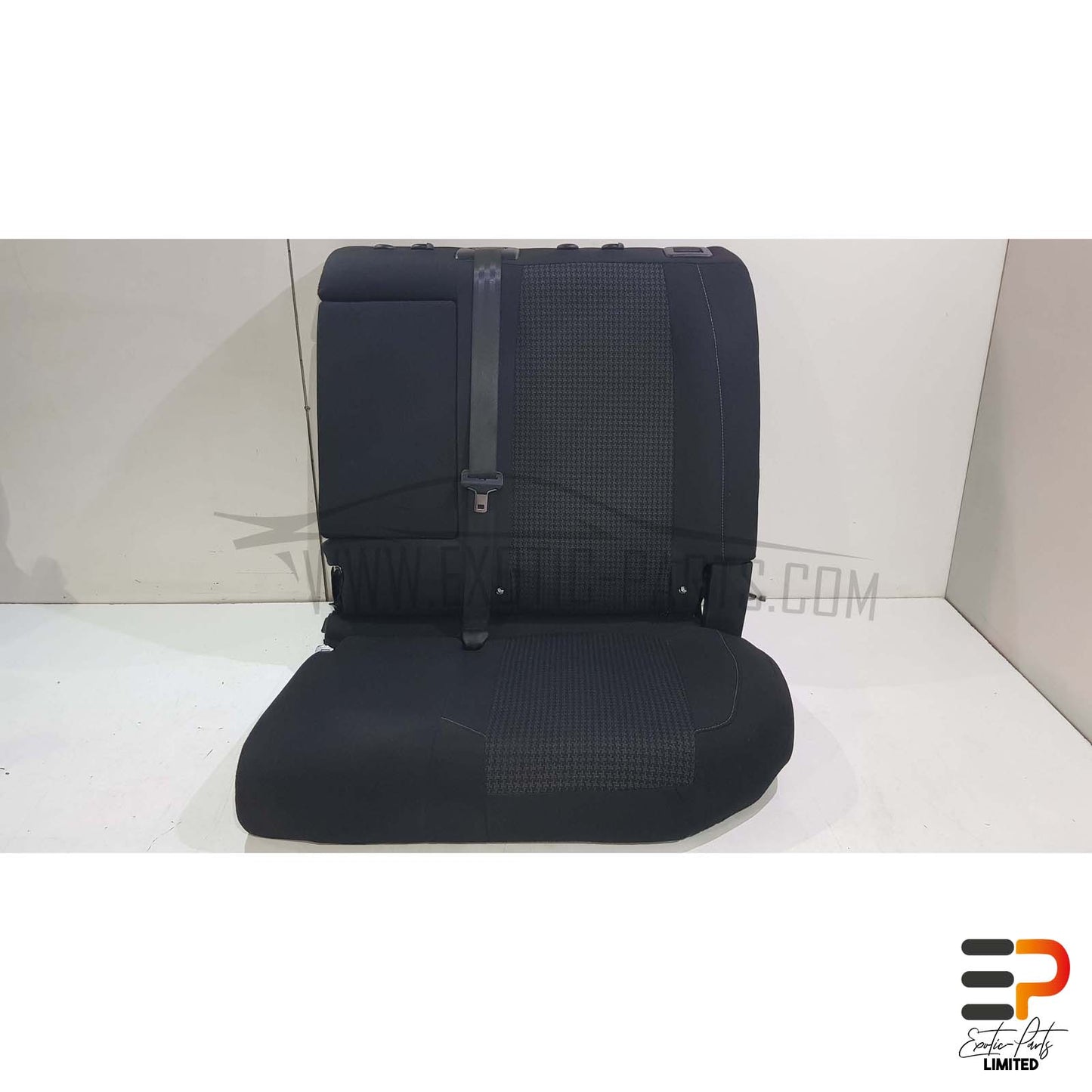 Peugeot 308 SW II T9 Break 1.5 HDI Backseat Cloth Black Rear Left 1611862780 Rear Left picture 1