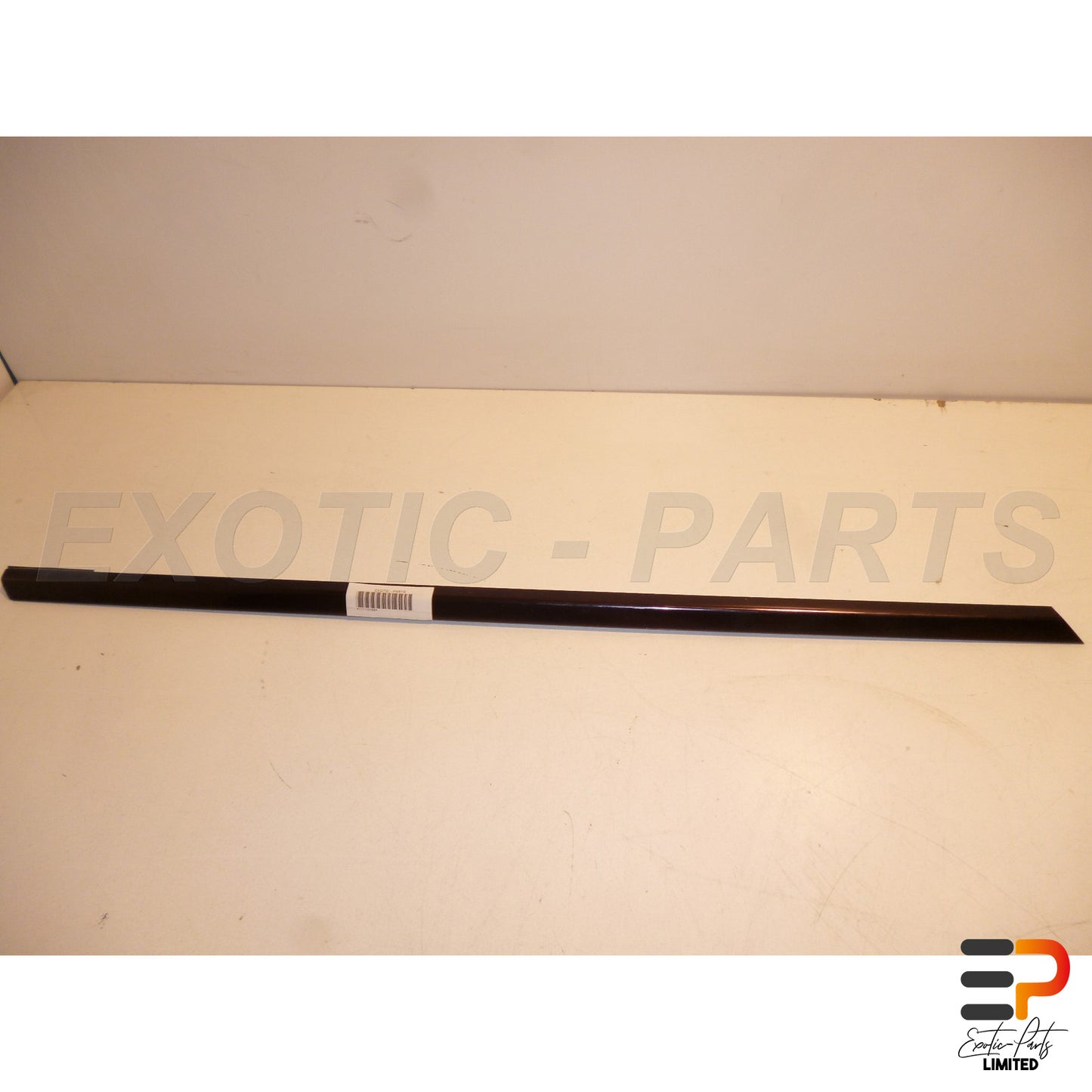 Mercedes Benz E320 T CDI Avantgarde W211 Ledge Moulding A2116902380 Rear Left picture 1