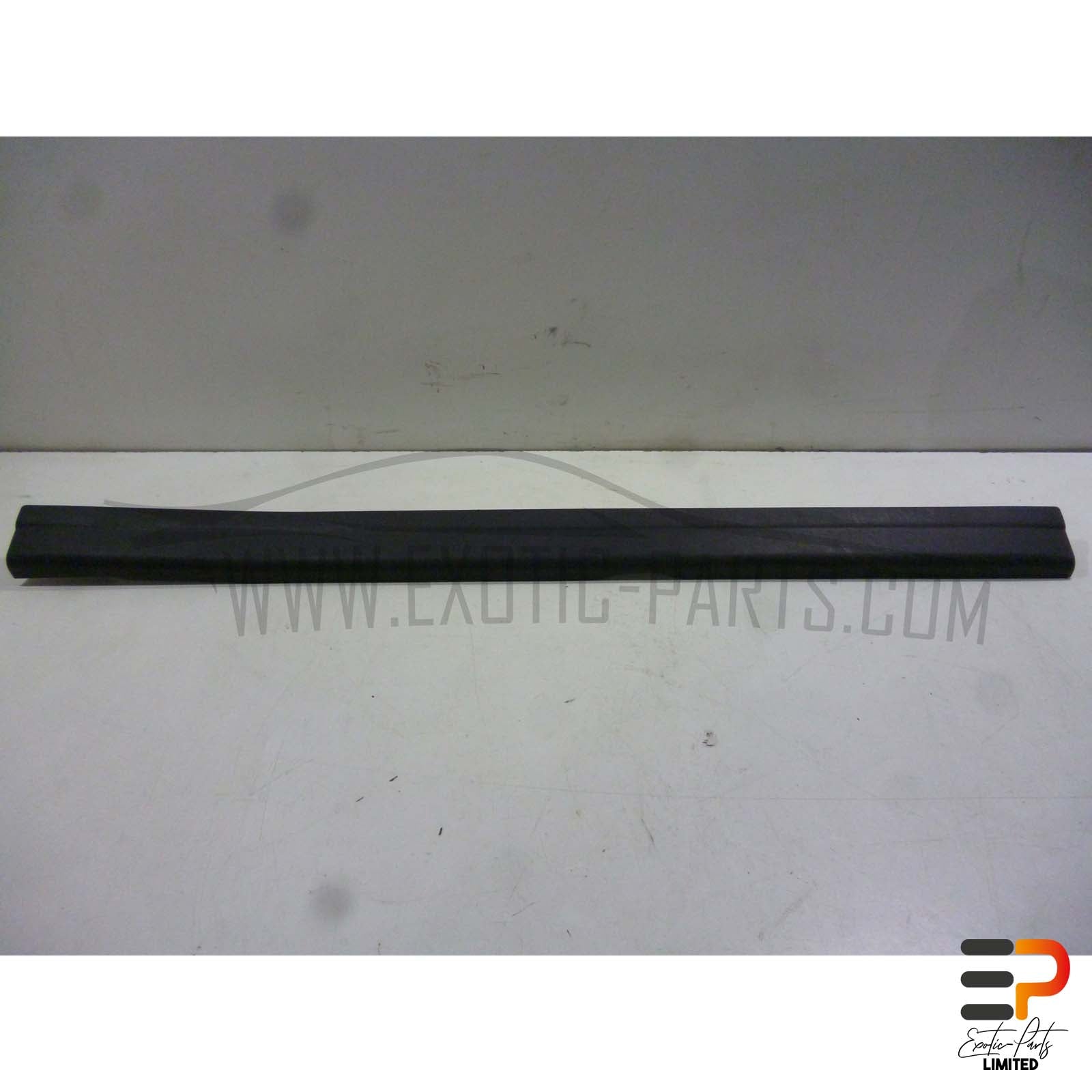 Mazda RX-8 SE 170 KW Door Sill Panel F151-68-720 Left picture 1