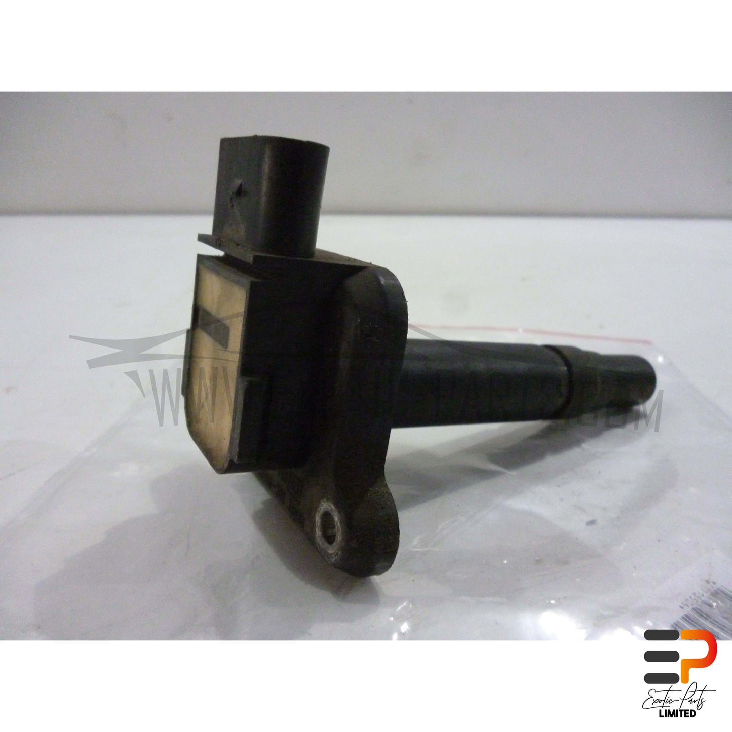 Audi S8 4.2 Quattro Ignition Coil 06B905115 picture 1