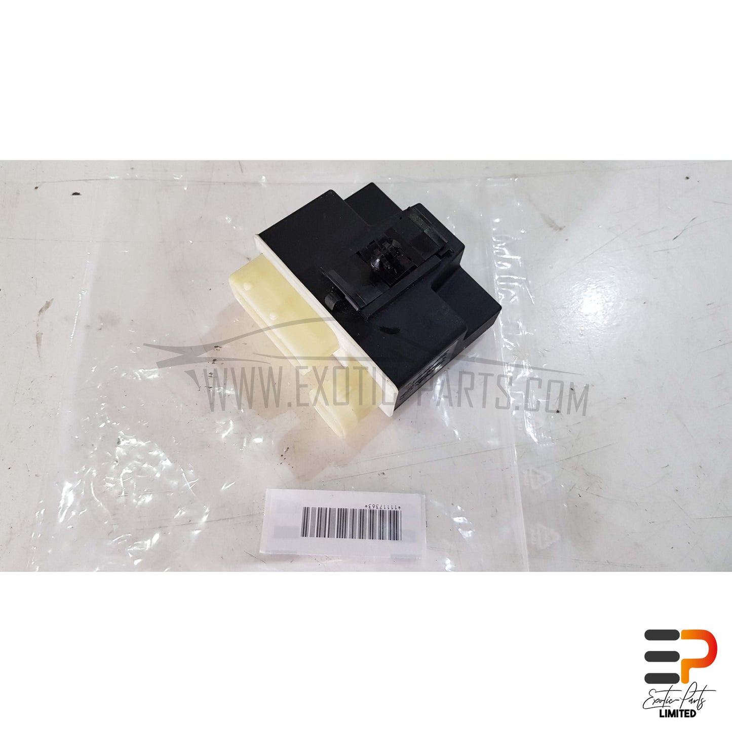 Peugeot 308 SW II T9 Break 1.5 HDI Relay 9662570880 picture 1