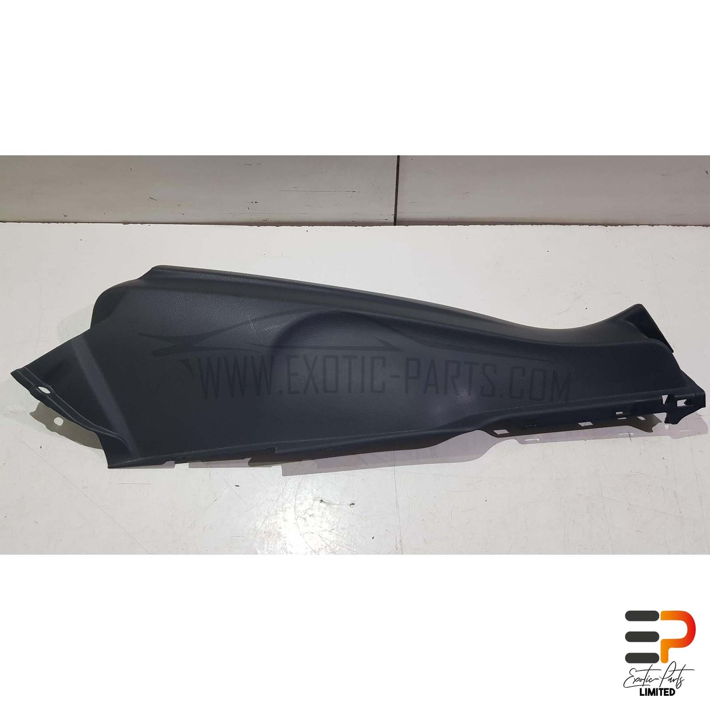 VW Golf VI Mk6 Plus 1.4 TSI DSG Side Panel Trunk Right 5M0867766H Right picture 1