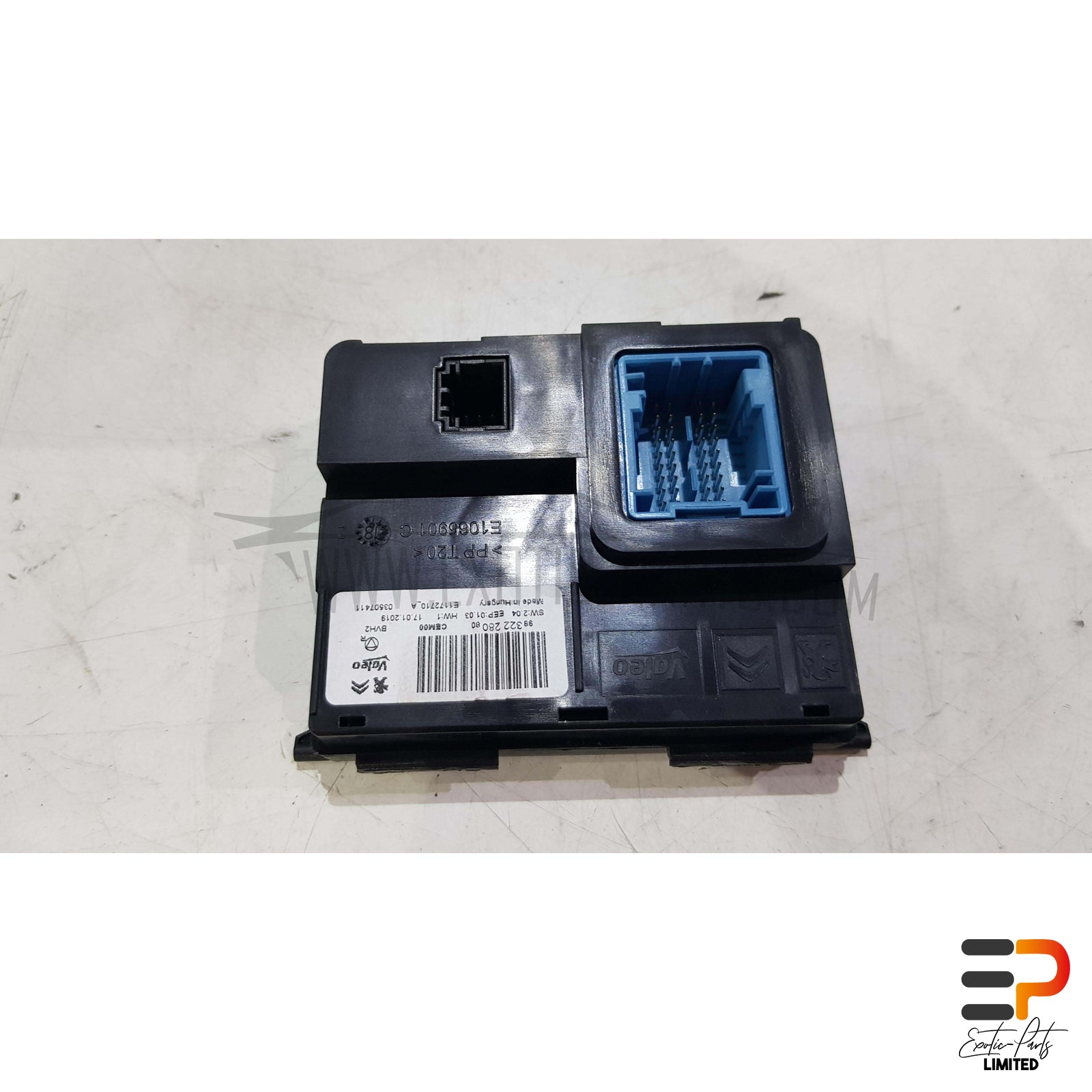 Peugeot 308 SW II T9 Break 1.5 HDI Control Unit 9832228080 picture 1