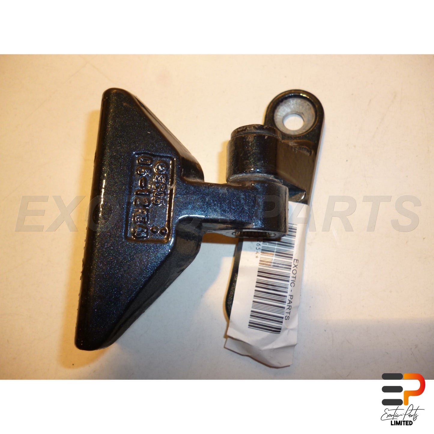 Mercedes Benz E320 T CDI Avantgarde W211 Hinge picture 1