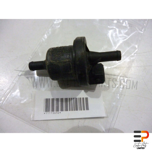 Audi S8 4.2 Quattro Vacuum Valve 077133517C picture 1