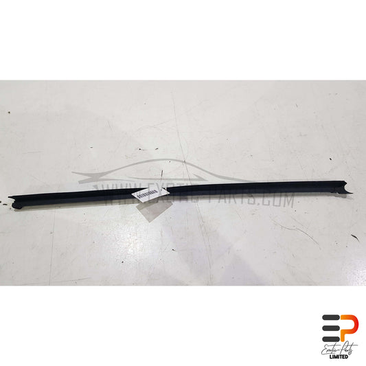 Hyundai I30 PDE CW 1.4 T-GDI Sealing Rail Inside 83241-G3000 Rear Right picture 1